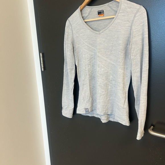 Icebreaker M merino base layer Gray V-Neck Long Sleeve Top - Picture 2 of 11